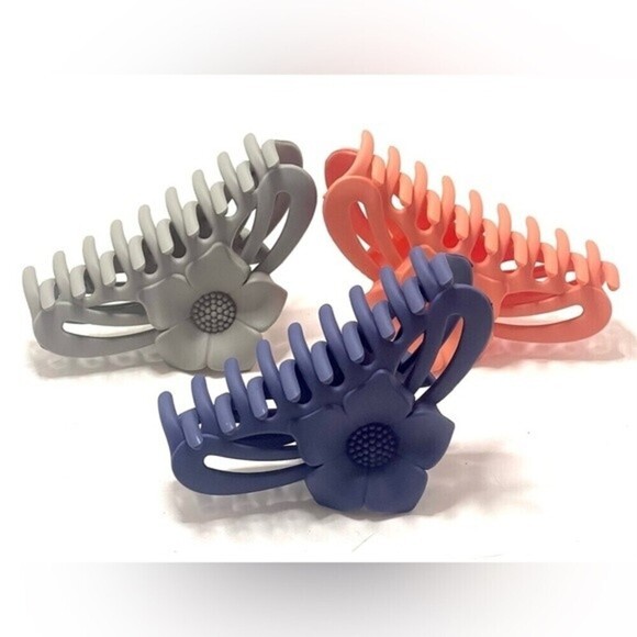 THREE LARGE Matte Boho Minimalist Large Flower Hair Clip​​ - Picture 3 of 7